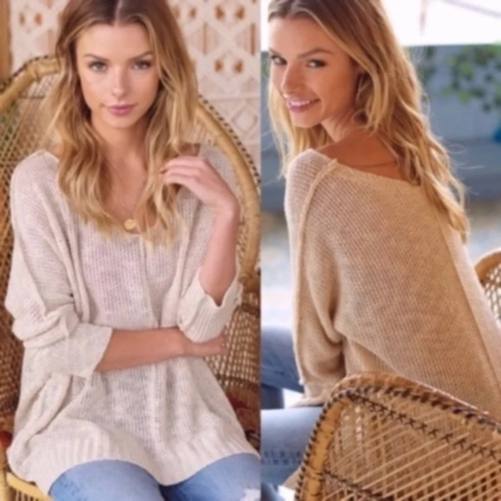 01 Cozy V neck Side Slit Knit Sweater Top - Picture 4 of 7